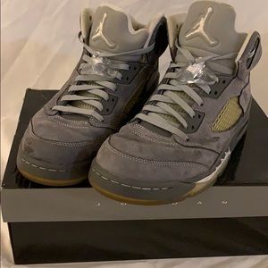 Wolf Grey Jordan 5’s